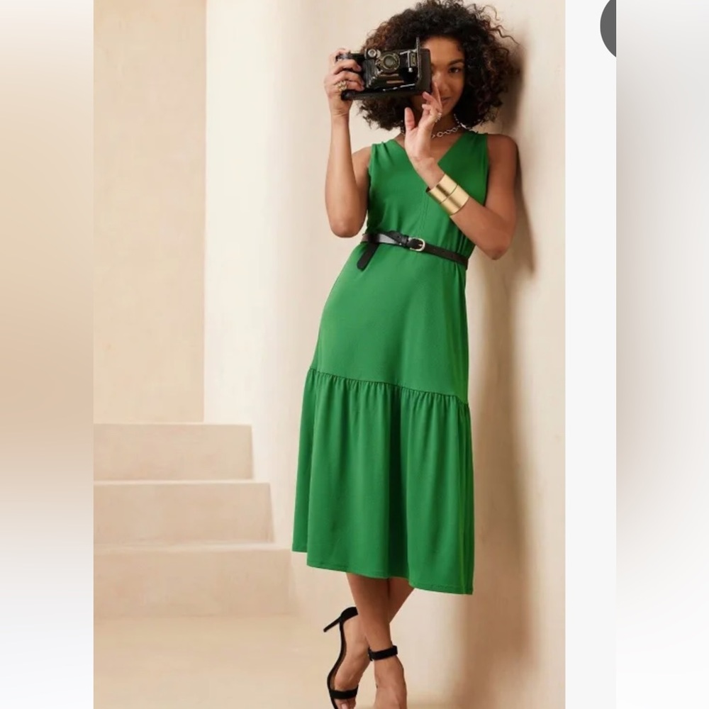 NWT Banana Republic green midi tie waist dress Medium